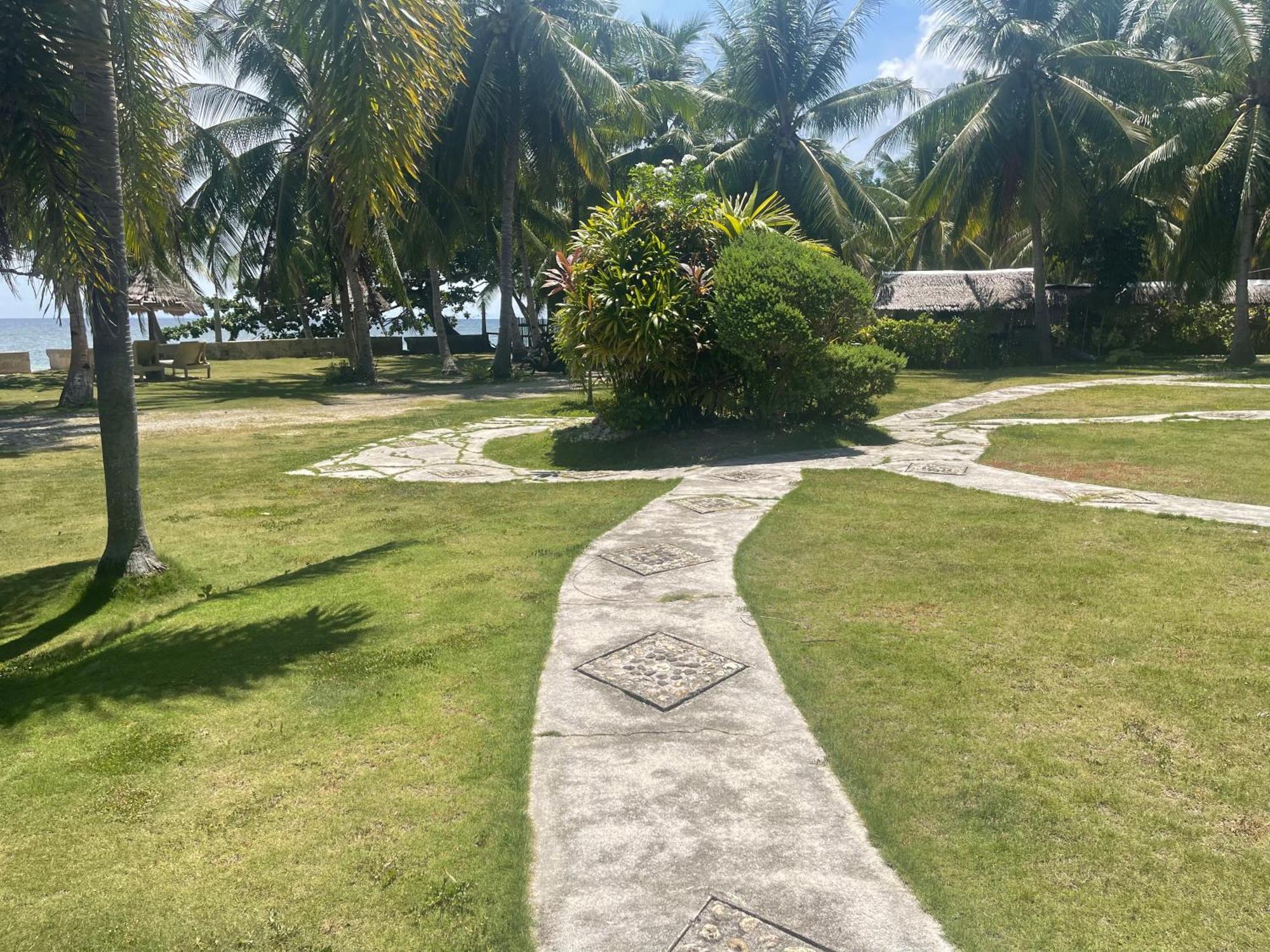 Cliff Side Beach Resort And Cottages Siquijor Bagian luar foto